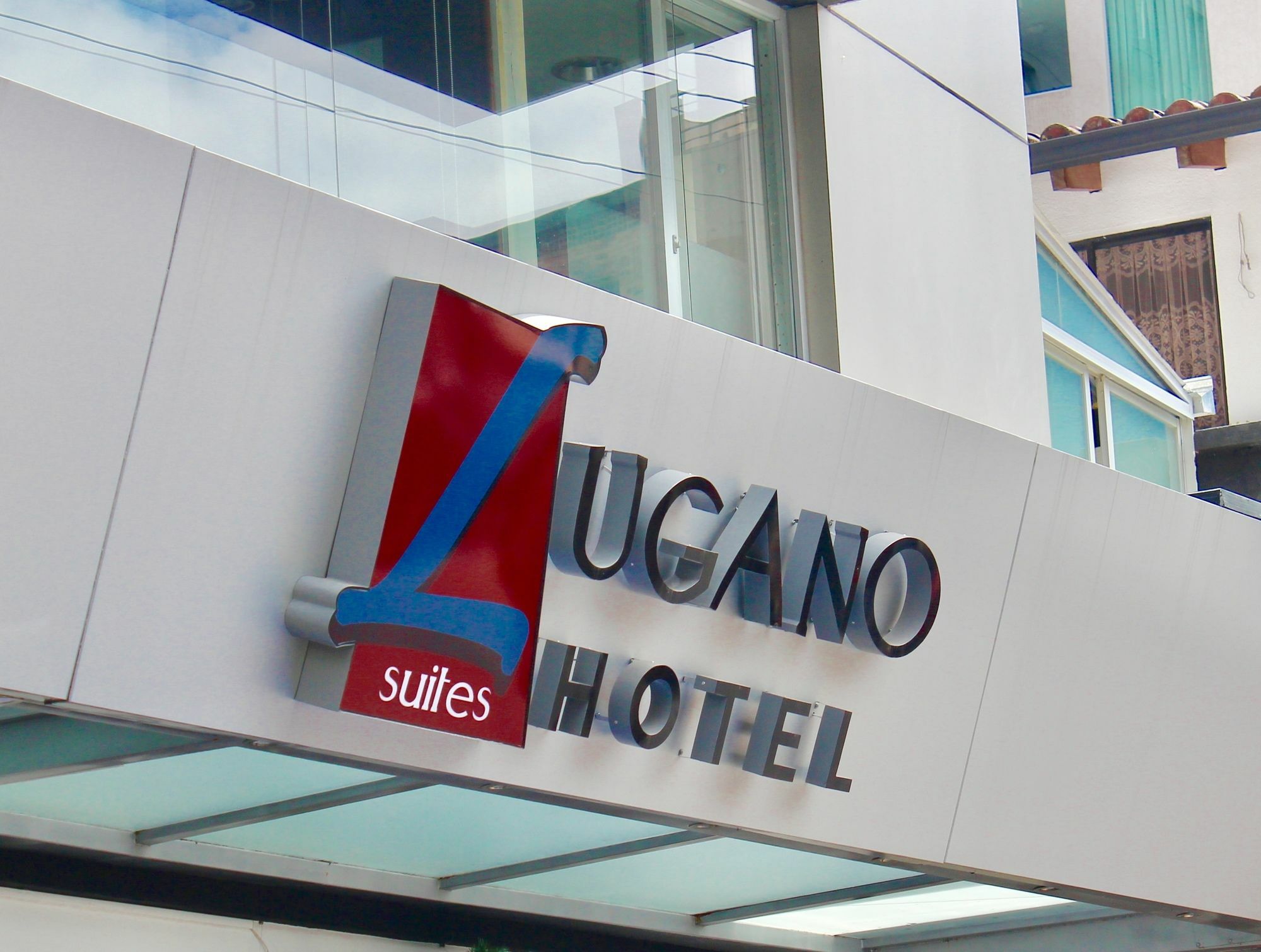 קיטו Hotel Lugano Suites מראה חיצוני תמונה